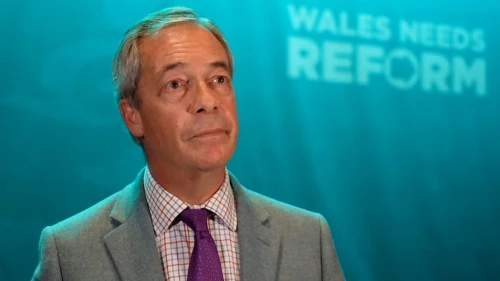 Nigel Farage faces antisemitism allegations from school years amid political scrutiny